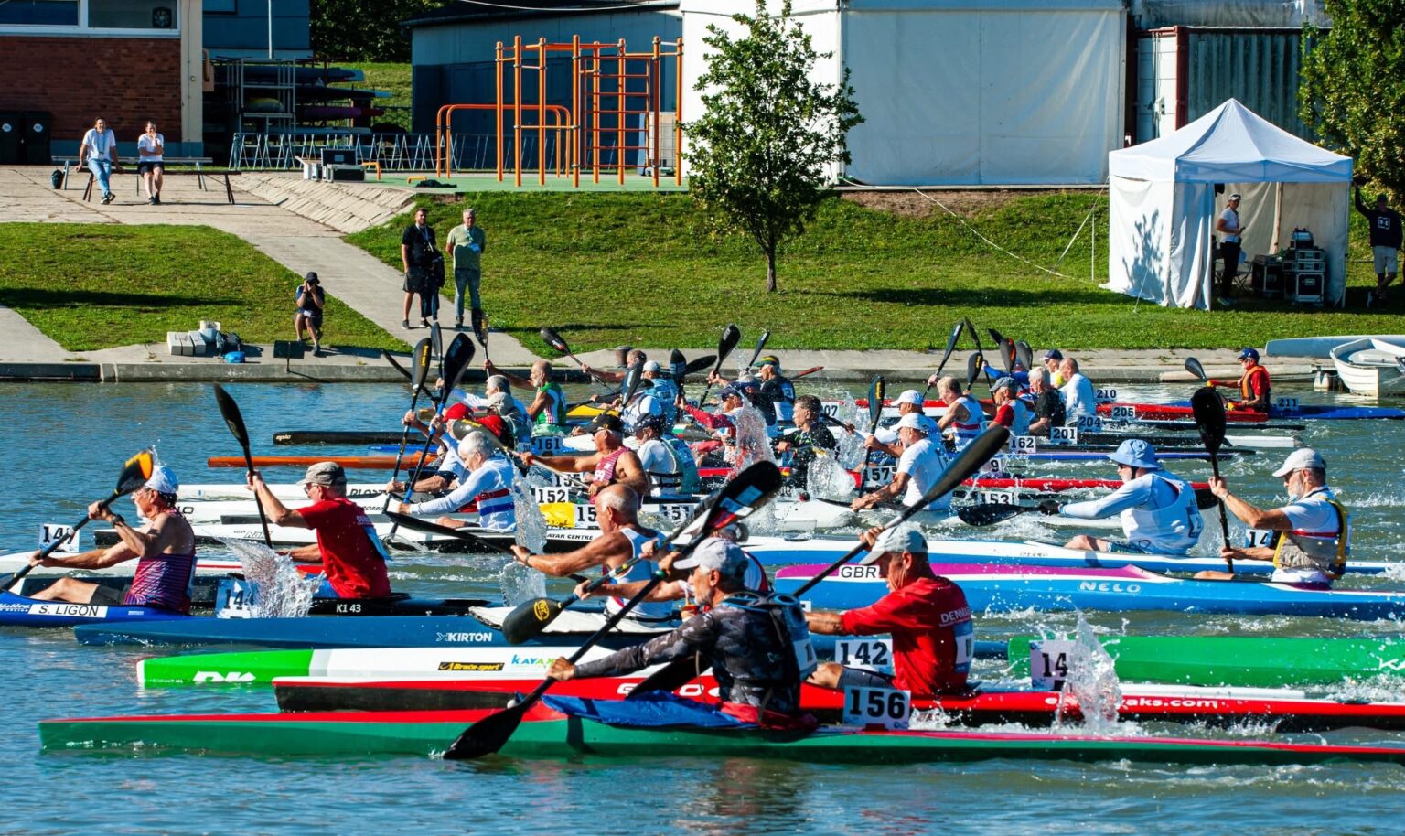 Masters Racing – Canoe Marathon Racing UK